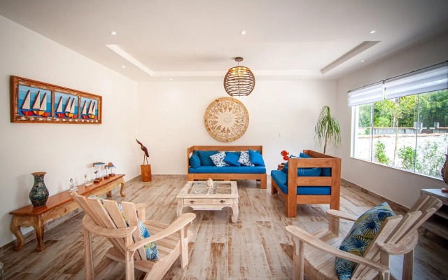 Maktub Inn