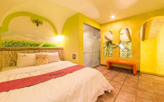 Belita N Goodtime Drive-in Motel