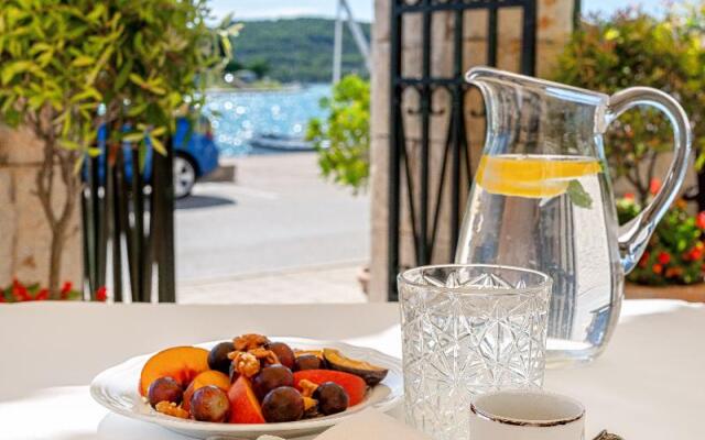 Heritage Hotel Tisno