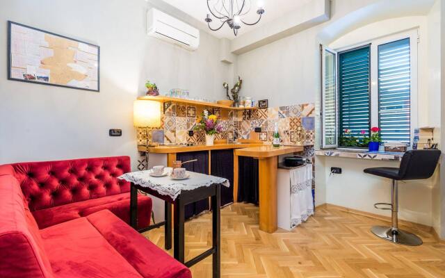Captain's Apartment