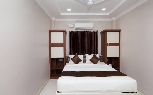 OYO 10189 Hotel Aashiyana