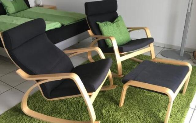 Ferienwohnung mit Sicht auf die Berge (Nähe Flims/Laax)