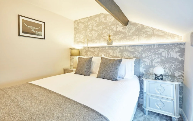 Host Stay 19 West End