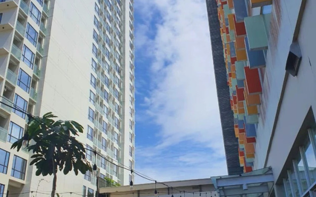 VANILLA One Residence Apartment By Reccoma