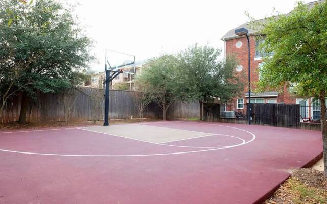 305 Holleman Dr. East  304