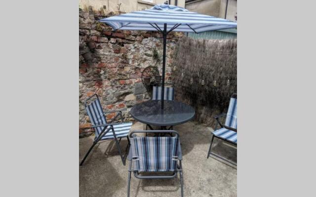 The Bay Apartment - 10 Mins from WMC
