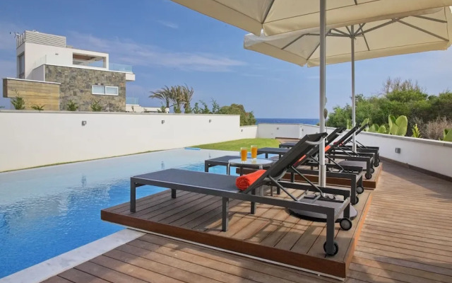 Pearl Beachfront Villa