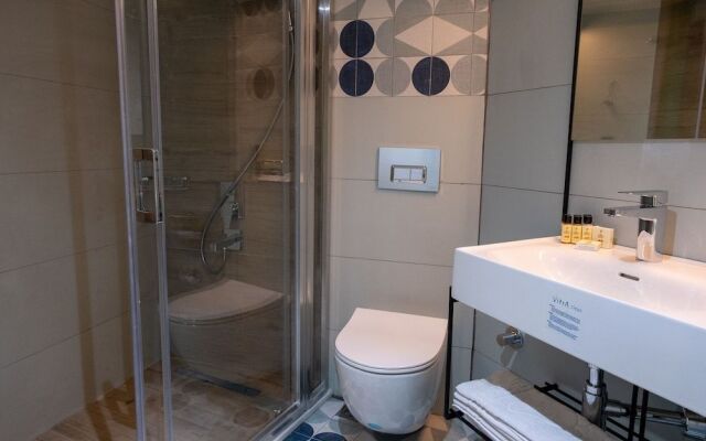 Assos Troy Beach Hotel