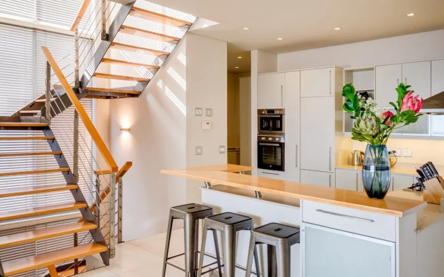 Elegant Villa With Breathtaking Views Sonas Villa