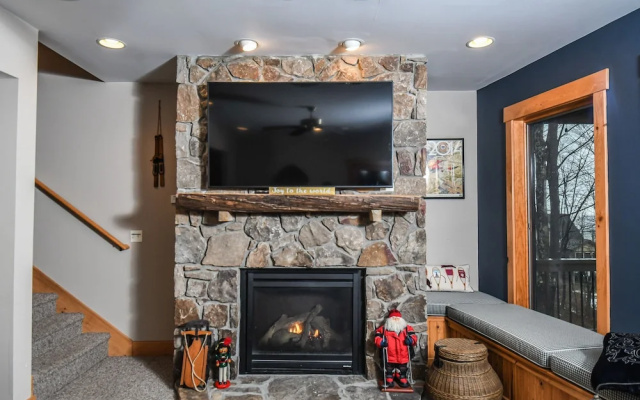 Wispering Heights 4 Bedroom House