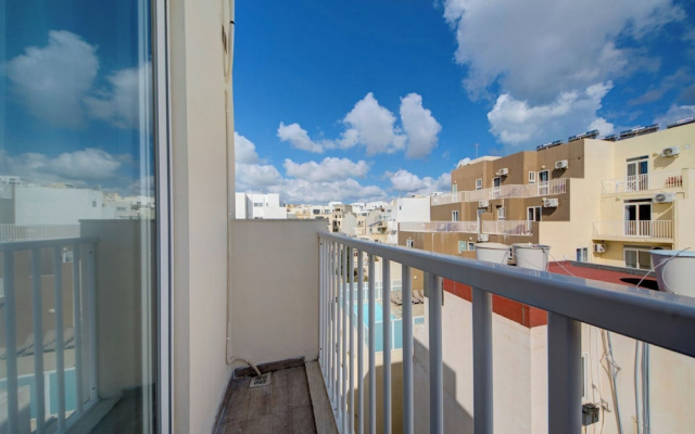 Stunning Penthouse Apartment With Private Terrace