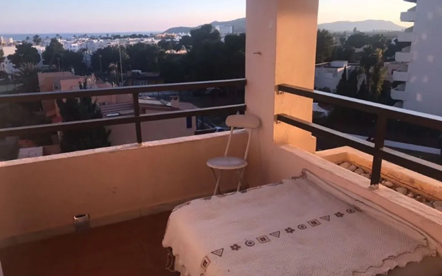Ibiza White Aparts