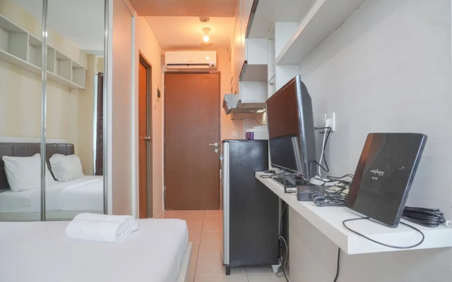 Good Deal And Cozy Stay Studio Room Tifolia Apartment