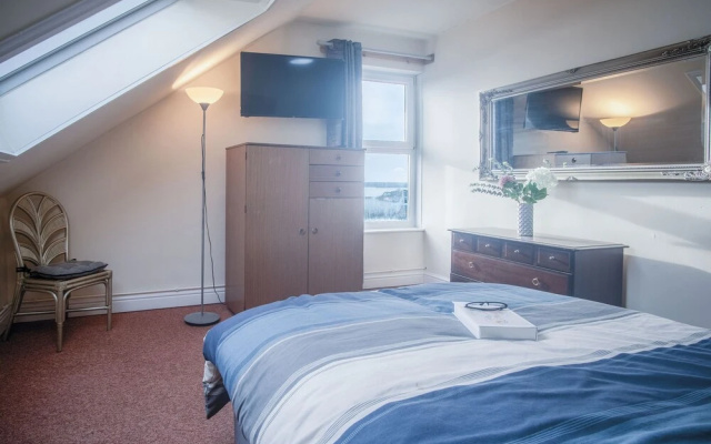 Fulke Street - 2 Bedroom Apartment - Milford Haven