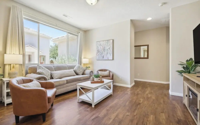 Welcoming Mesquite Condo w/ Pool Access!