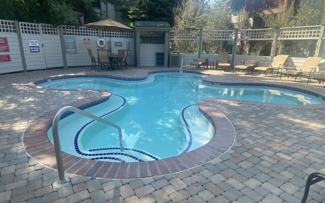 51 Snowflower 2 Bedroom Condo by RedAwning