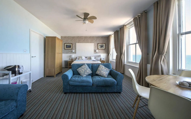 The Clarendon Hotel