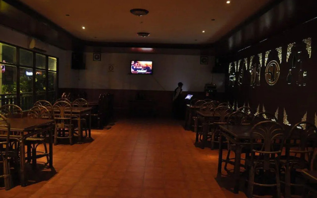 Skyline Hotel Laos