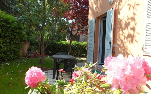 A Due Passi Dal Mare B&B