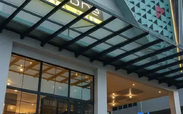 MaxOneHotels @ Kota Harapan Indah
