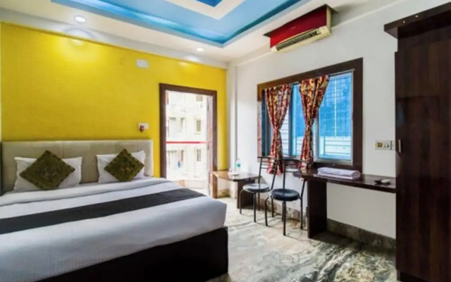 Goroomgo Puja Residency Kolkata