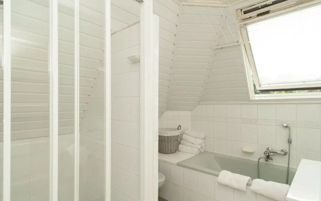 Contemporary Apartment in Bergen aan Zee With Garden