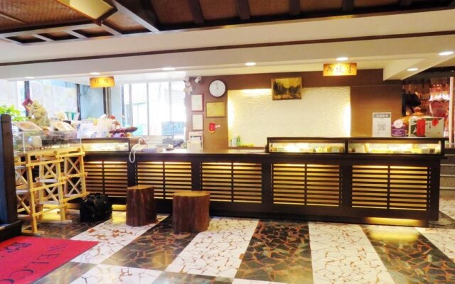 Fenchihu Hotel