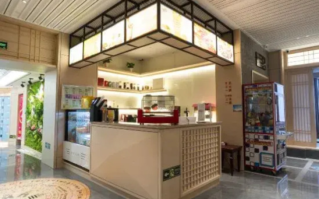 Shui Linglong Movie Hotel (Taiyuan R & F City)