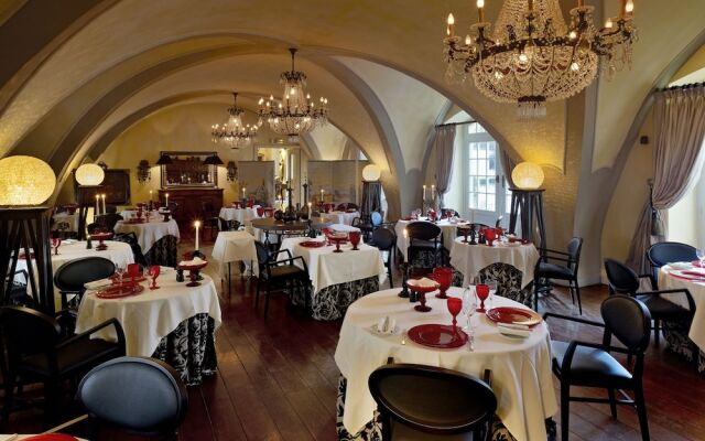 Chateau De Germigney