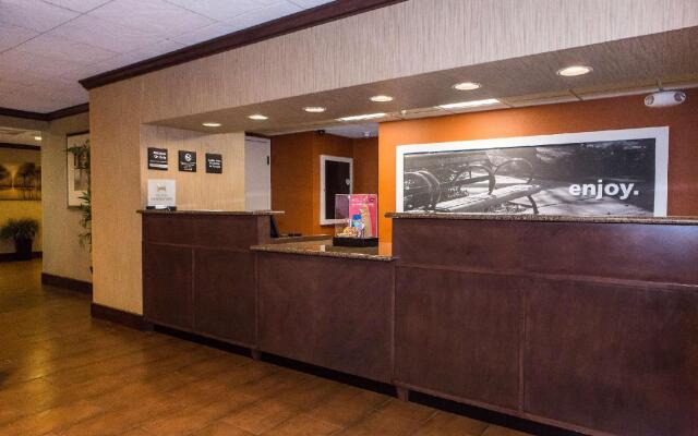 Hampton Inn Asheville I-26 Biltmore Area