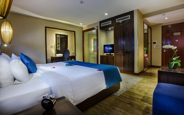 Oriental Suites Hotel & Spa