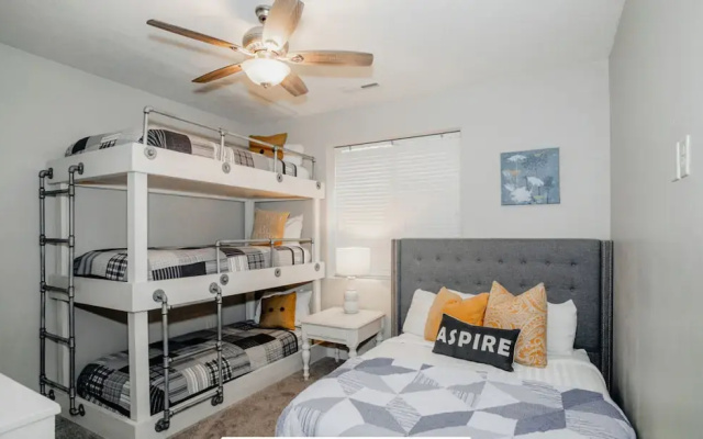 Paradise Village 3 - Grand View Estates