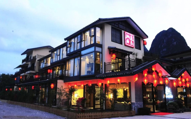 Peach Blossom Resort Hotel