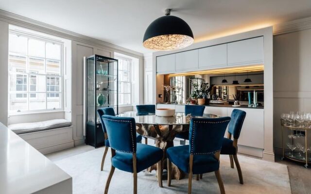 Modern Central Bath Apartment