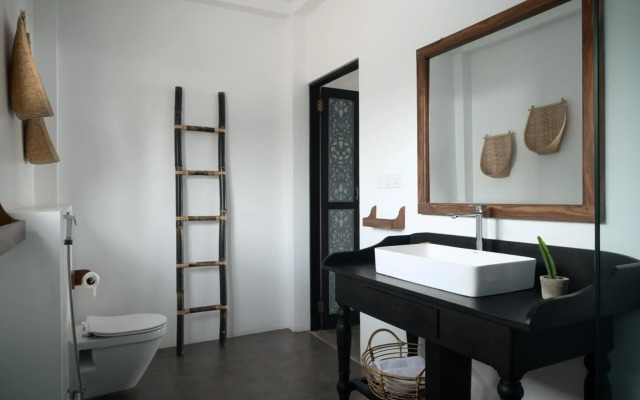 Poya Villa Ahangama by Sunsessions