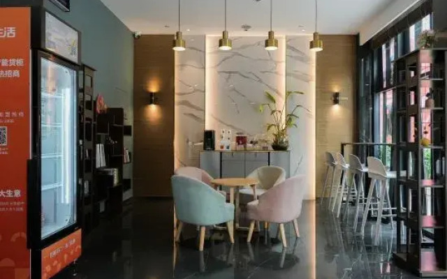 Liyi Hotel
