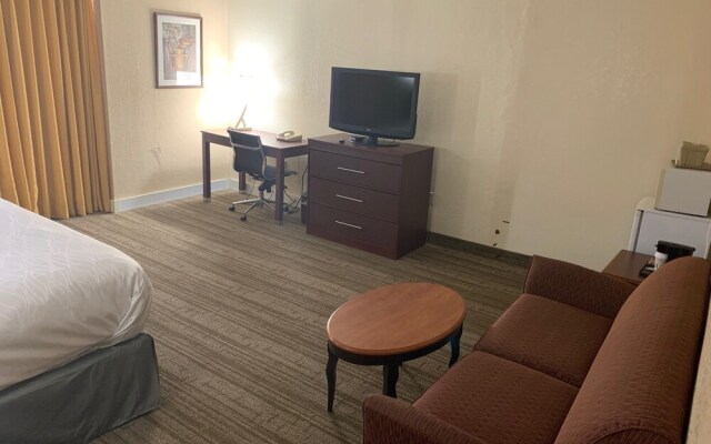 Ramada Williamsburg East Busch Gardens Area