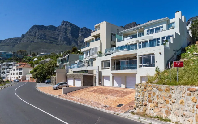 Balie Bay 1 - Adults Only