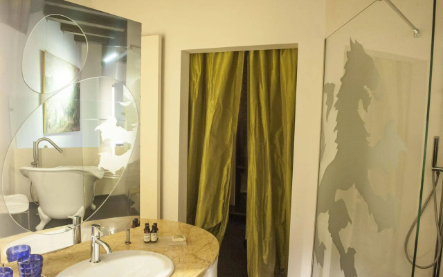 Leone Blu Suites | UNA Esperienze