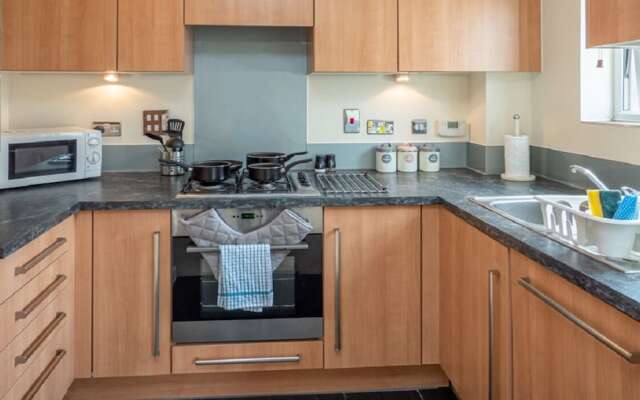Open plan 2 Bedroom Apartment