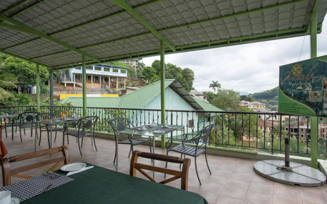 Amanda Hills Kandy