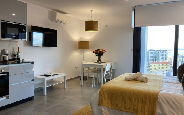 E1 Suites & Spa