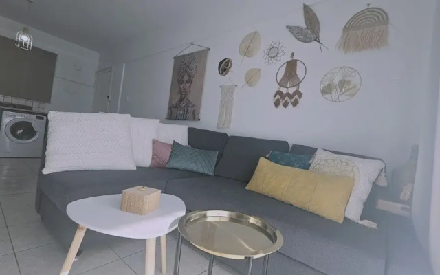 143 LCA - Stay Kastella Beach Apartment