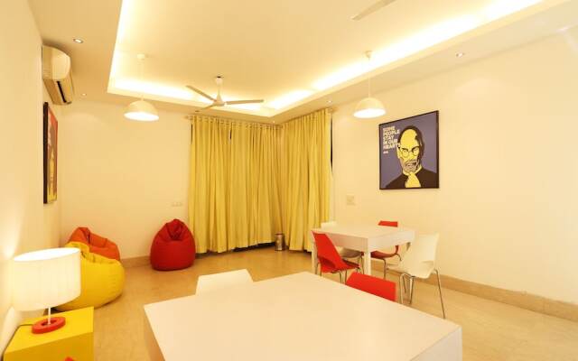 OYO Flagship 5265 Hauz Khas Metro