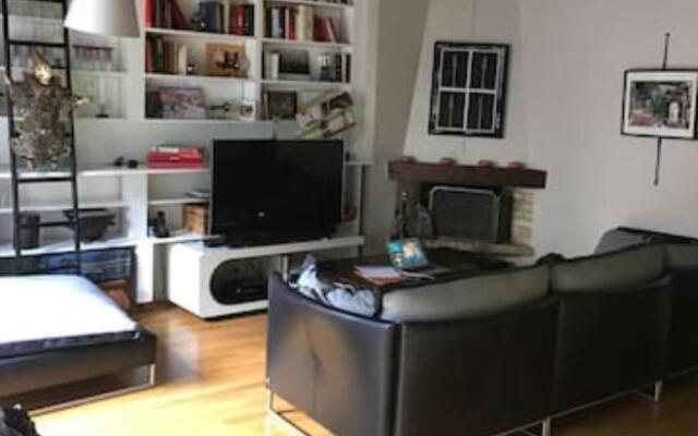 Apartment with terrace in Paris center - MONTORGUEIL district