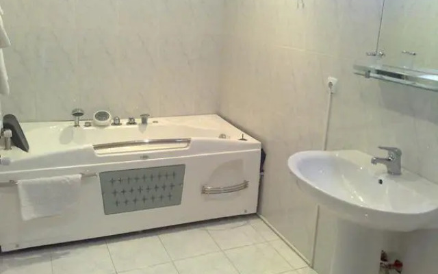 Muza Hotel