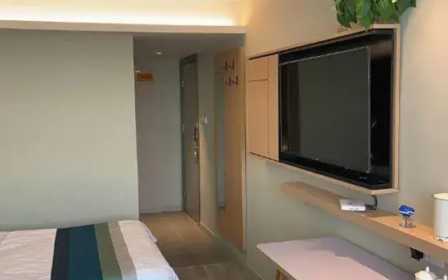 Linquan Aixin Hotel