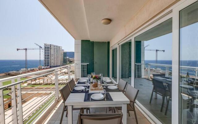 PRIME AREA Seafront 3Bed Sliema with pool FL502