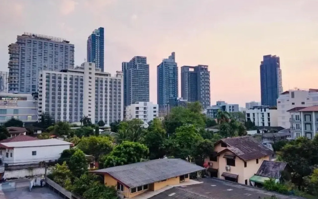 ViVi Avenue Thonglor