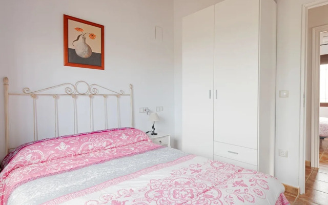 Quaint Holiday Home in Sevilla With Swimming Pool